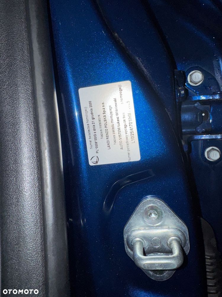 Toyota Avensis 1.8 Prestige MS - 11
