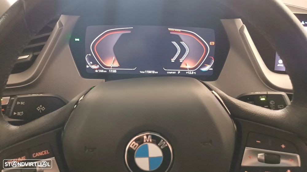 BMW 118 i Aut. Advantage - 30