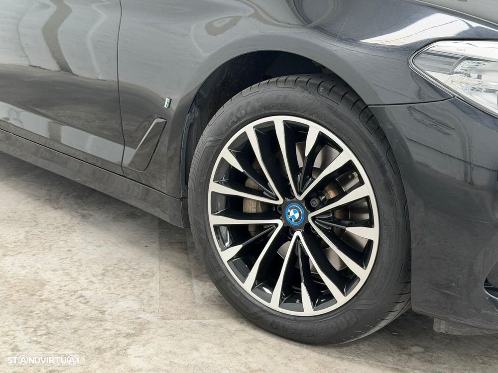 BMW 530 e iPerformance Line Luxury - 15