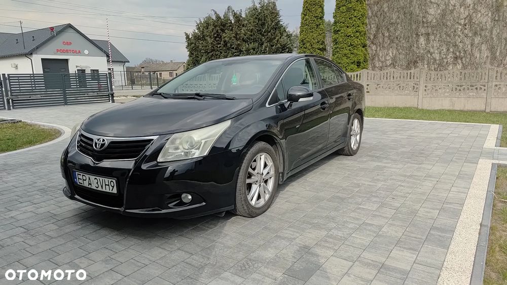 Toyota Avensis 1.8 Sol - 1