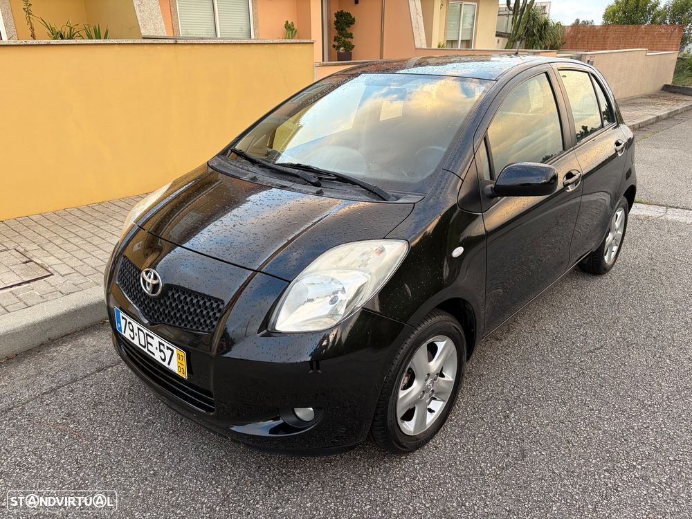 Toyota Yaris 1.0 VVT-i Sol High Pack MMT - 1