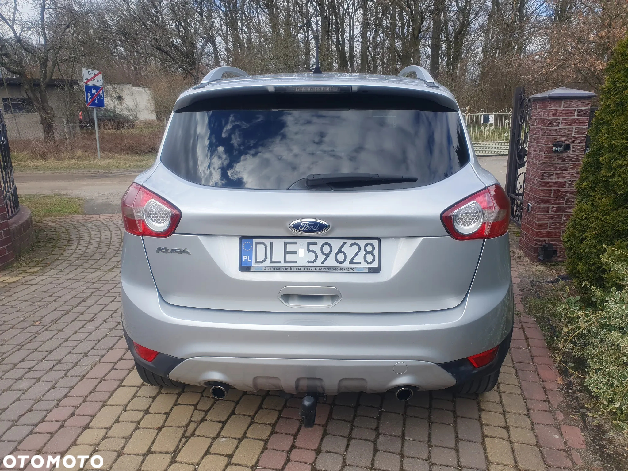 Ford Kuga 2.0 TDCi 2x4 Trend - 4
