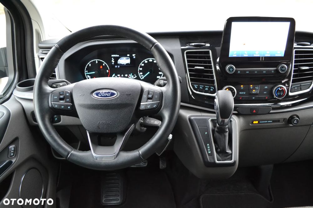 Ford Tourneo Custom 2.0 TDCi L1 Titanium SelectShift - 33