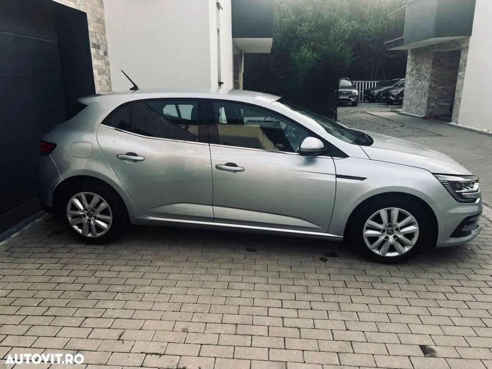 Renault Megane BLUE dCi 115 EDC EQUILIBRE - 4