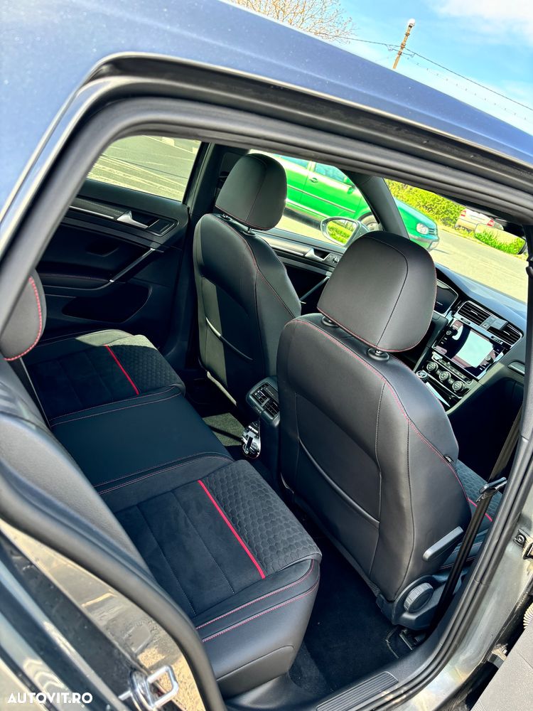 Volkswagen Golf 2.0 TSI GTI Performance - 9