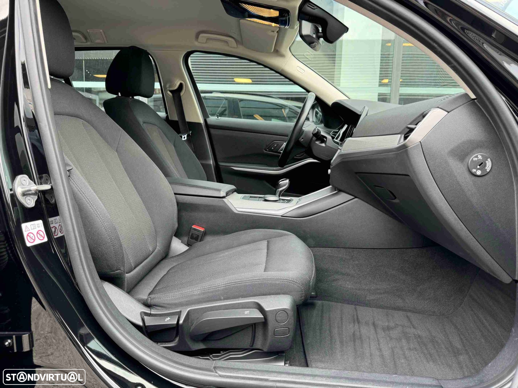 BMW 318 d Touring Auto - 8