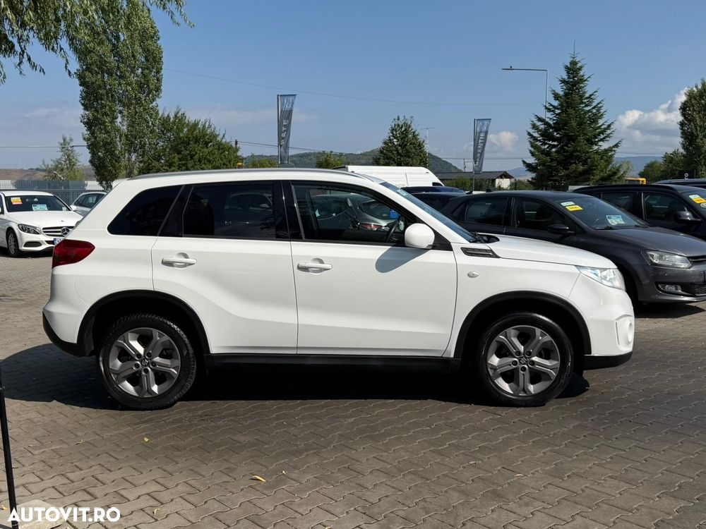 Suzuki Vitara 1.6 DDIS 4X4 Luxus - 5