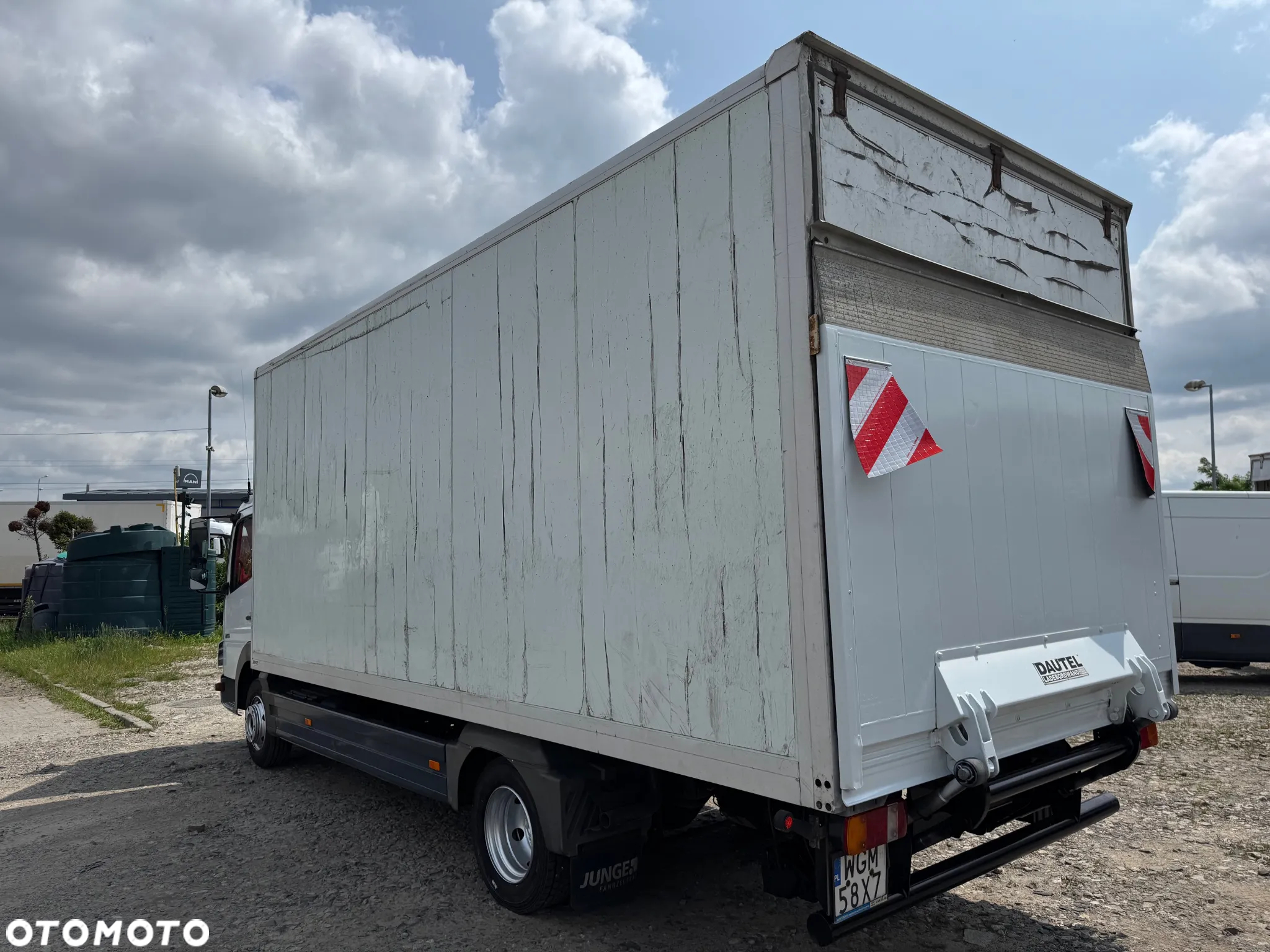 Mercedes-Benz ATEGO - 7
