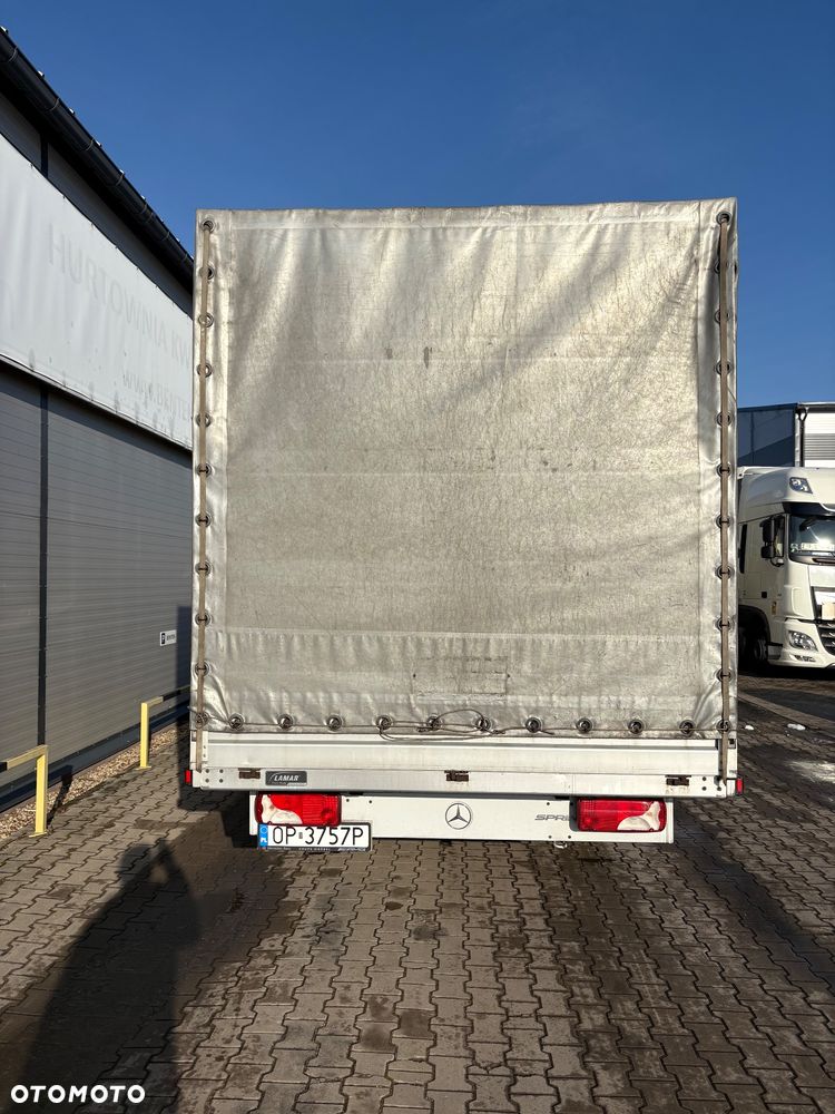 Mercedes-Benz Sprinter - 4