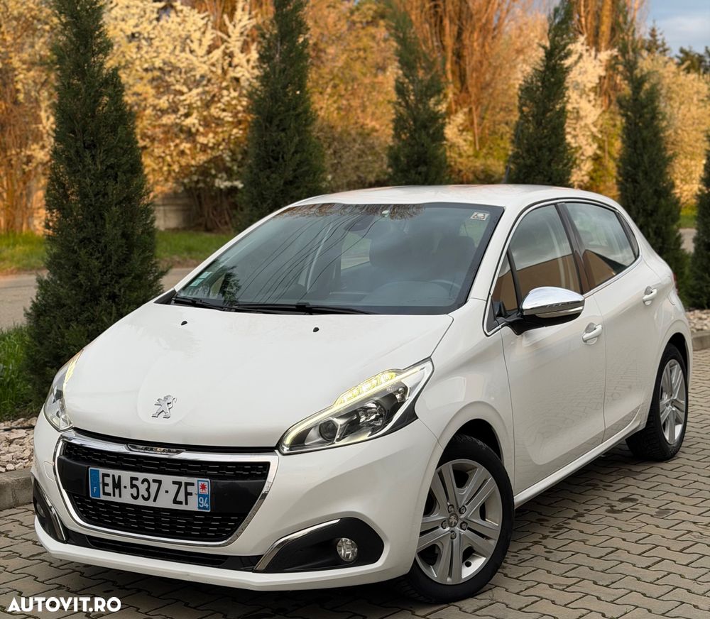 Peugeot 208 Blue-HDi 100 Stop&Start Allure - 1