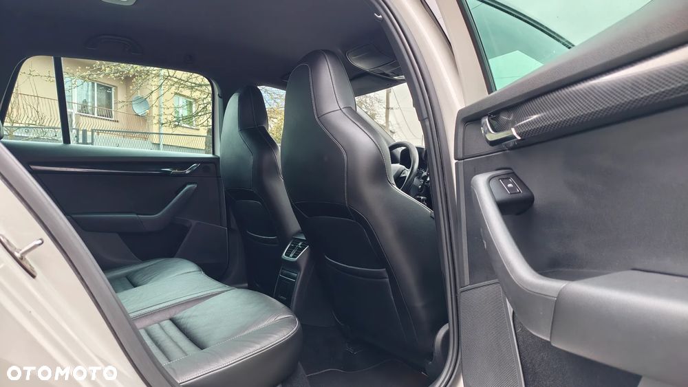 Skoda Octavia 2.0 TDI (Green tec) DSG RS - 34