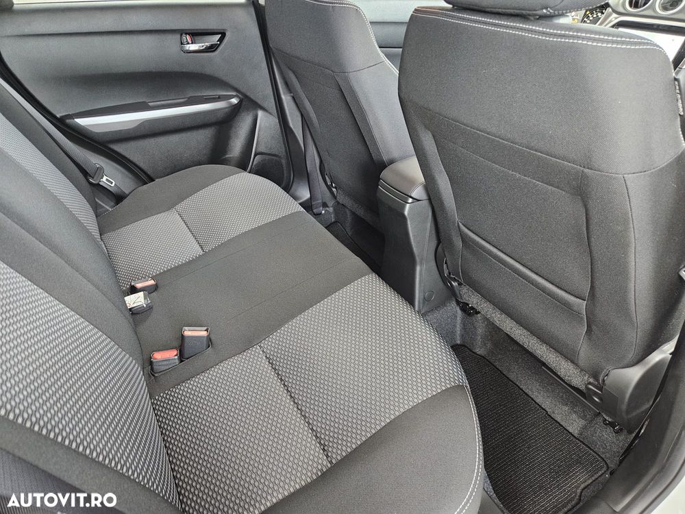 Suzuki Vitara 1.4 Boosterjet 6MT MHEV Passion - 18