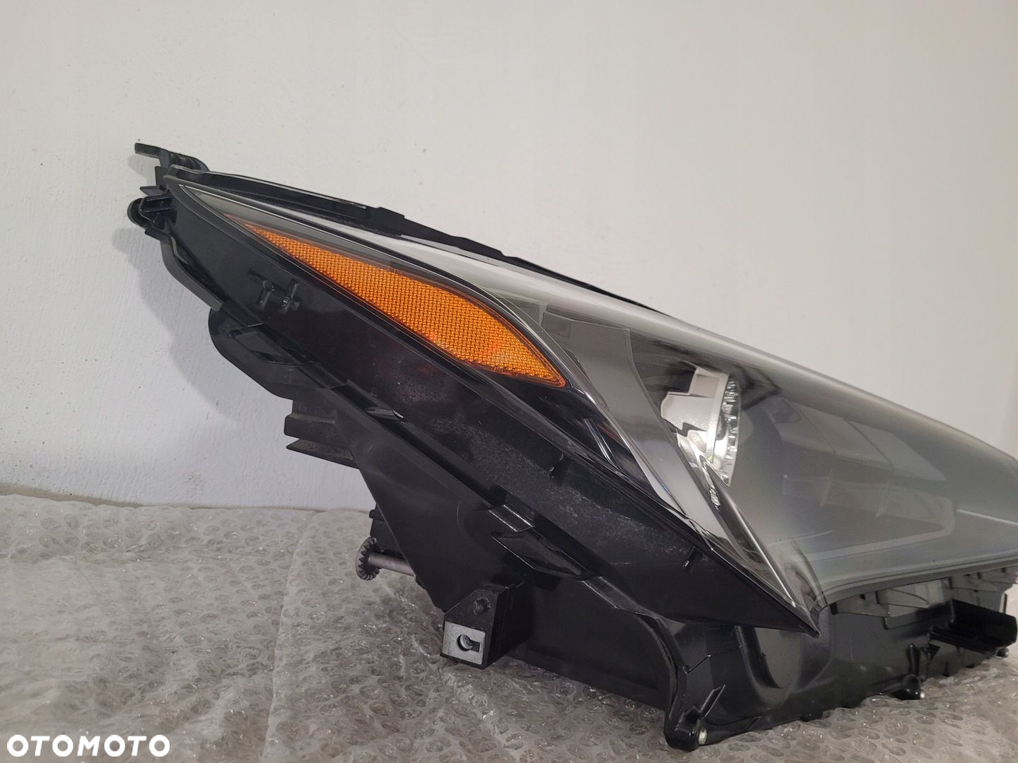 Lexus NX lift 200H 300H lampa przód prawa full led. - 3