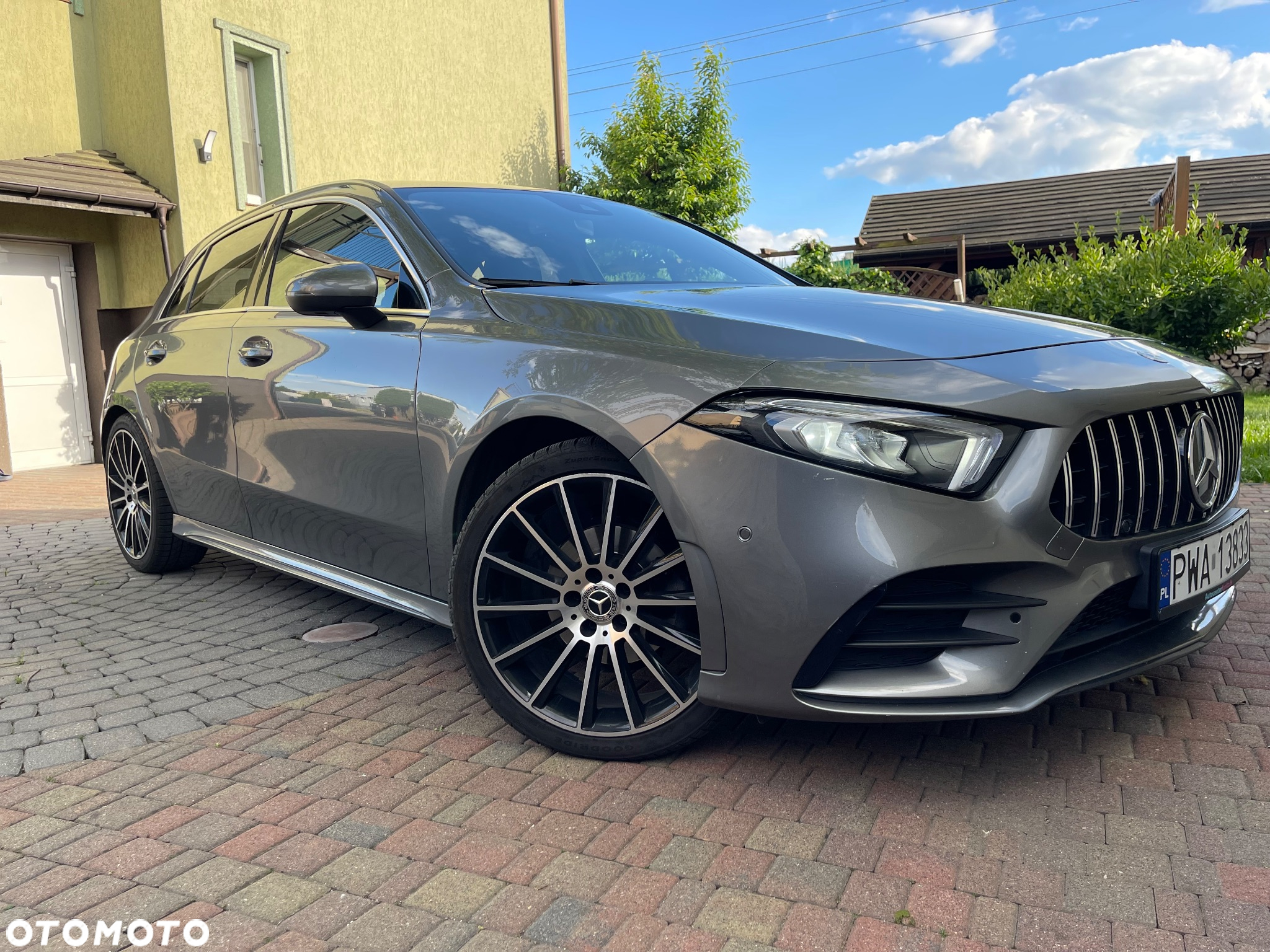 Mercedes-Benz Klasa A 200 AMG Line 7G-DCT - 13