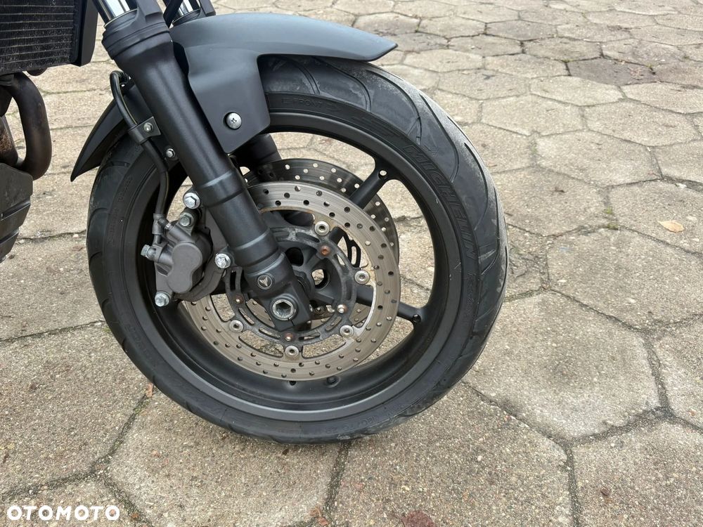 Yamaha MT - 35