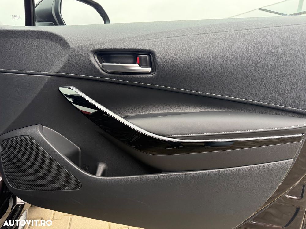 Toyota Corolla 1.8 HSD Exclusive - 18