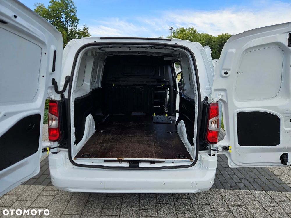 Opel Combo LONG 1.5 TURBO D - 26