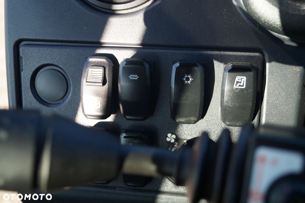 Caterpillar Cat TH 357 D  Ładowarka Teleskopowa - 25