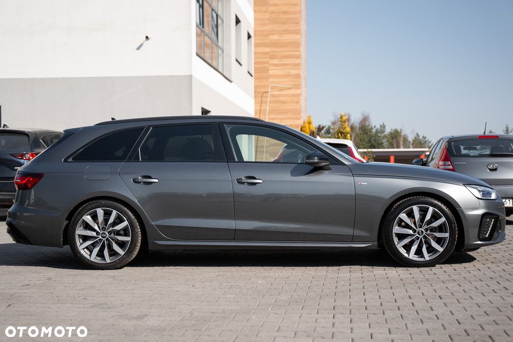 Audi A4 Avant 35 TFSI S tronic S line - 17