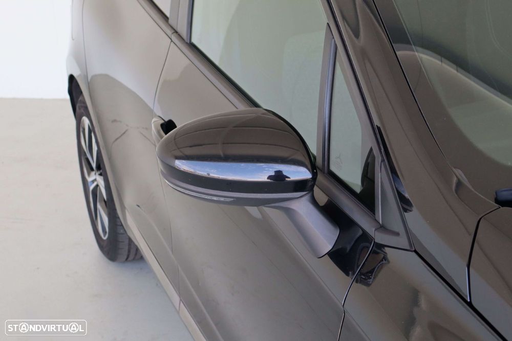 Renault Clio - 9