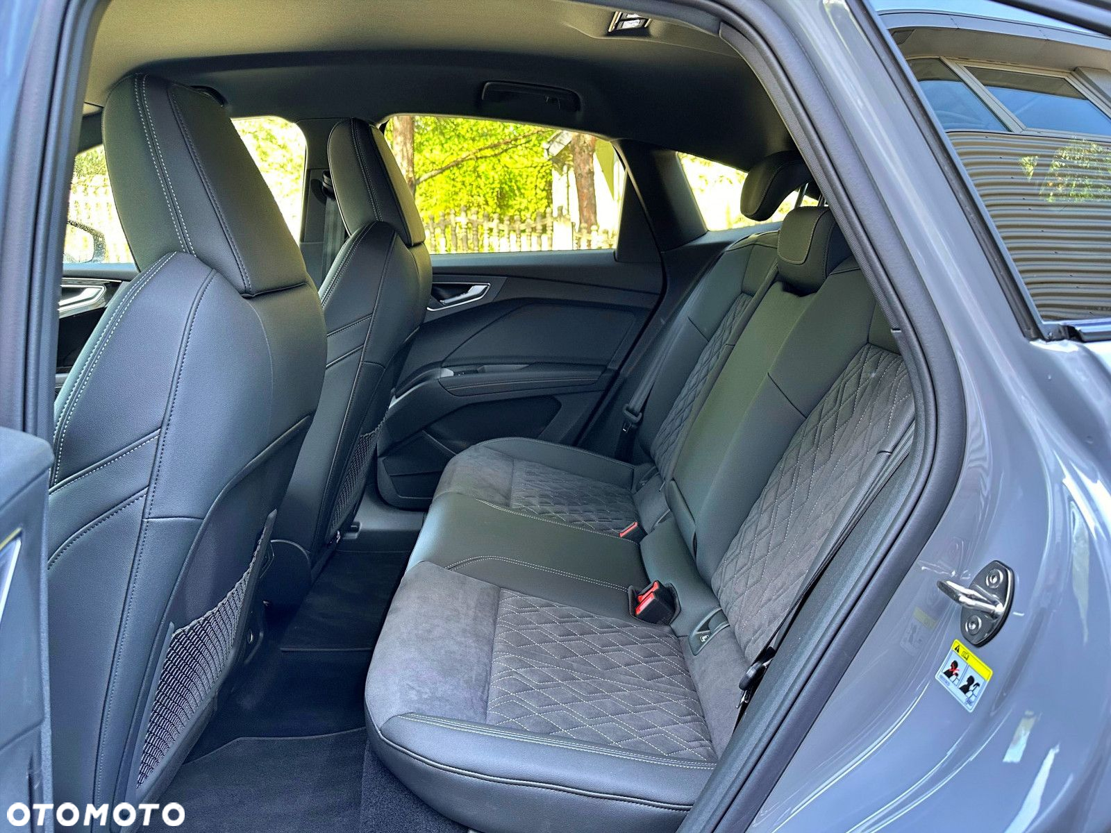 Audi Q4 e-tron - 14