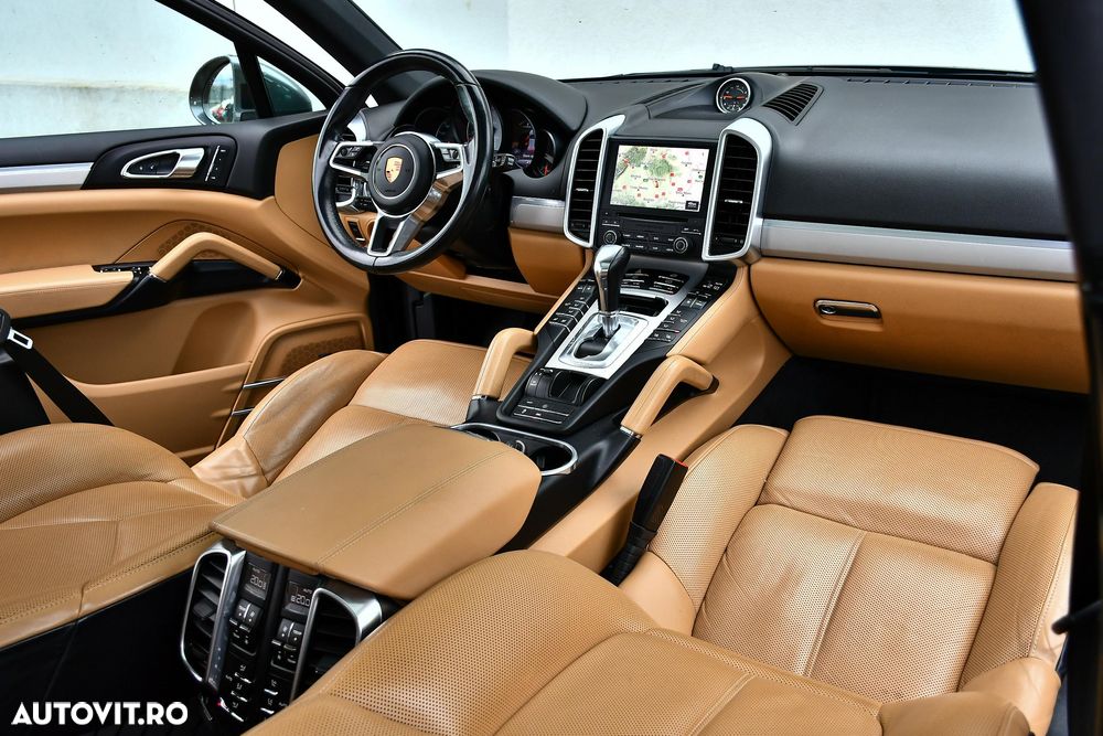 Porsche Cayenne 3.6 L S - 26