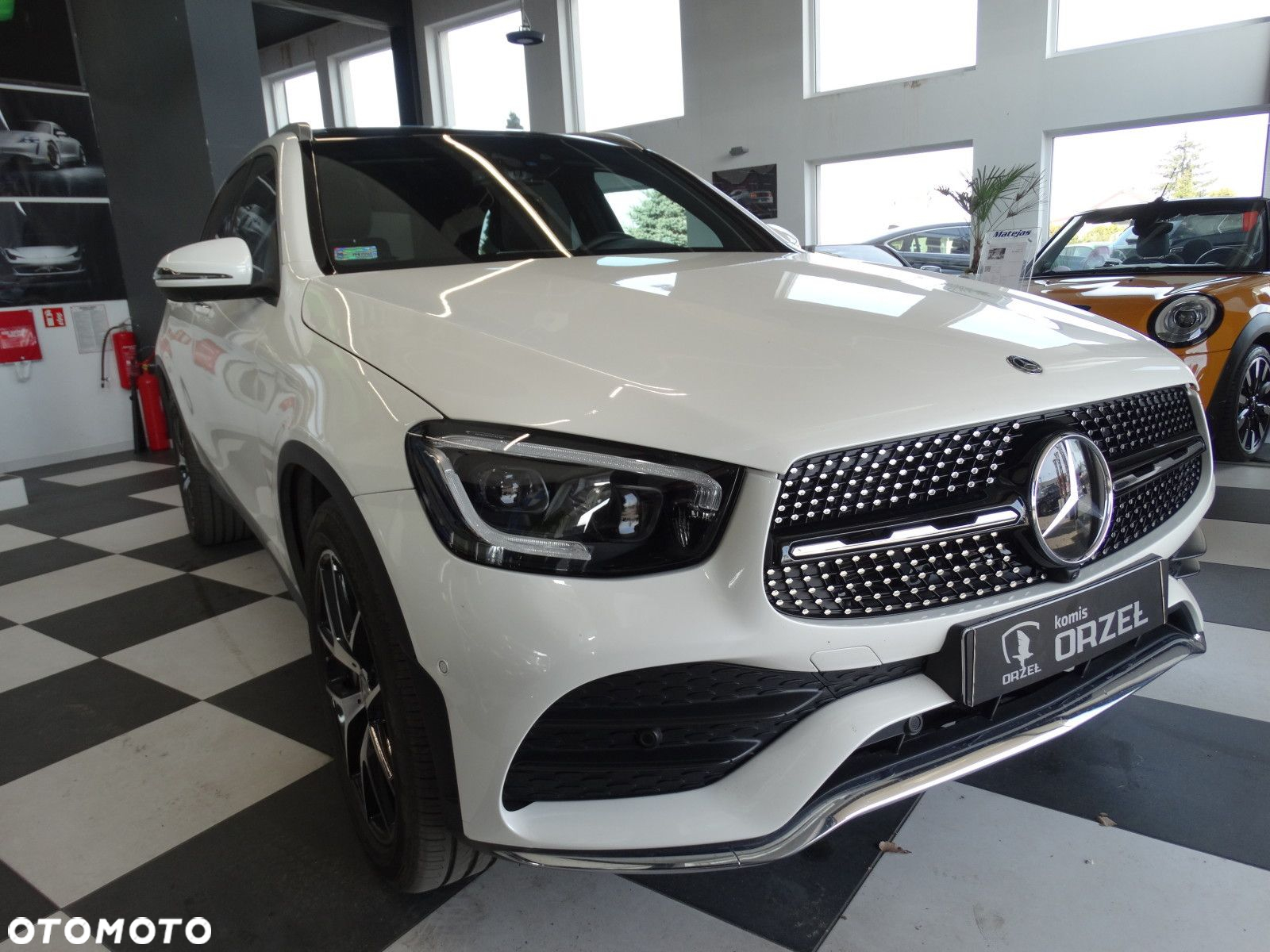 Mercedes-Benz GLC - 3