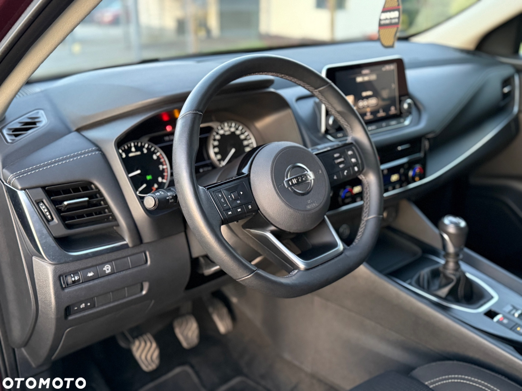 Nissan Qashqai 1.3 DIG-T N-Connecta EU6d - 18