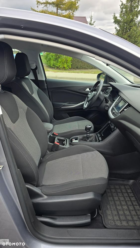 Opel Grandland X 1.2 T Enjoy S&S - 12