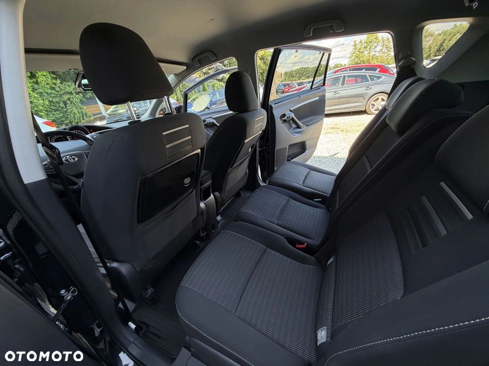 Toyota Verso 1.8 Prestige 7os - 20