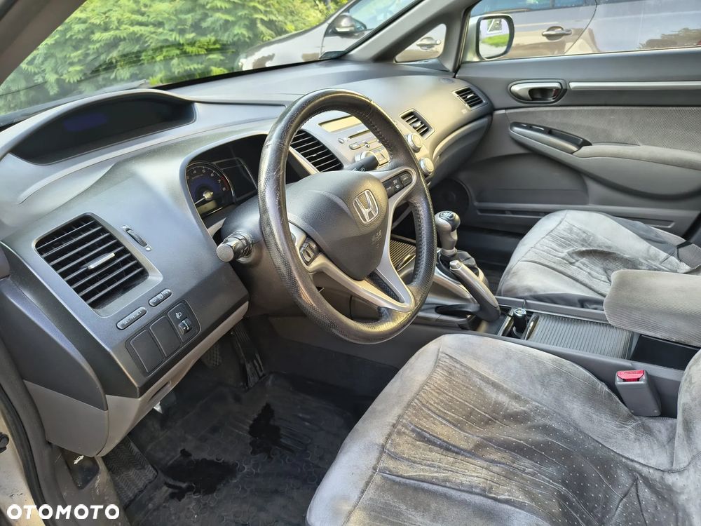Honda Civic 1.8 Executive - 2