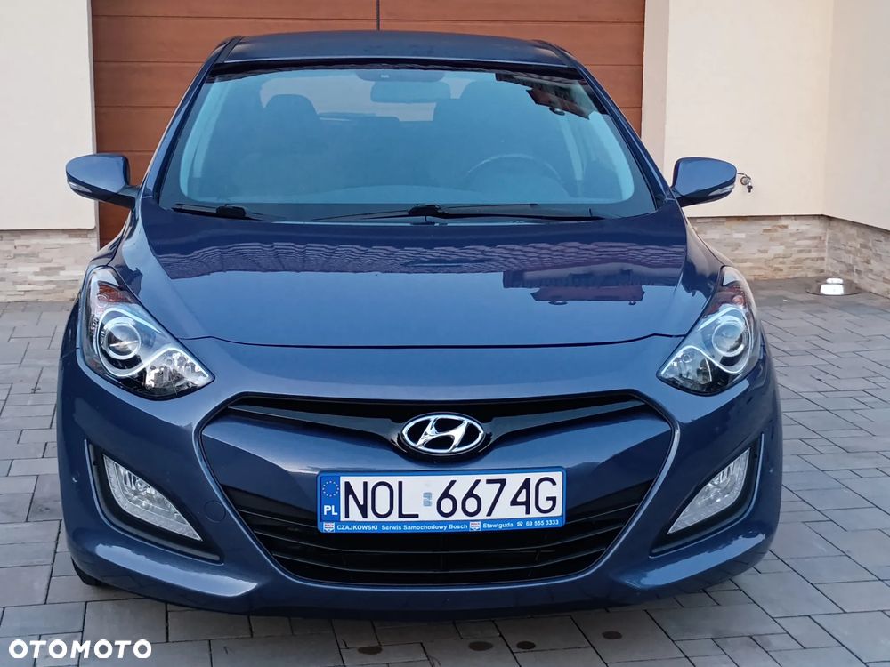 Hyundai i30 blue 1.6 GDI YES Silver - 1