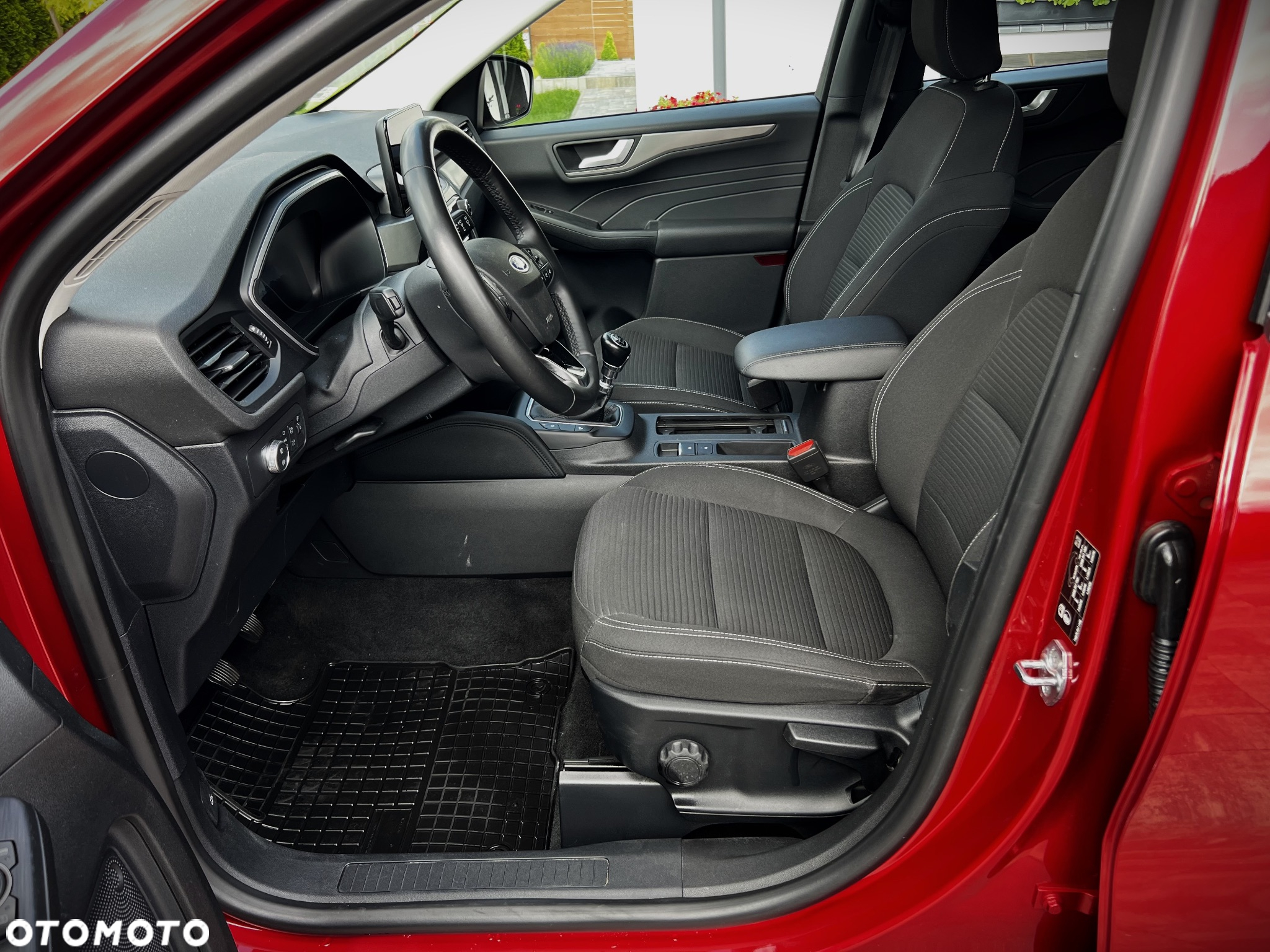 Ford Kuga 1.5 EcoBoost FWD Titanium - 40
