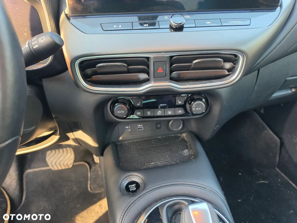 Nissan Juke 1.0 DIG-T DCT N-Connecta - 12