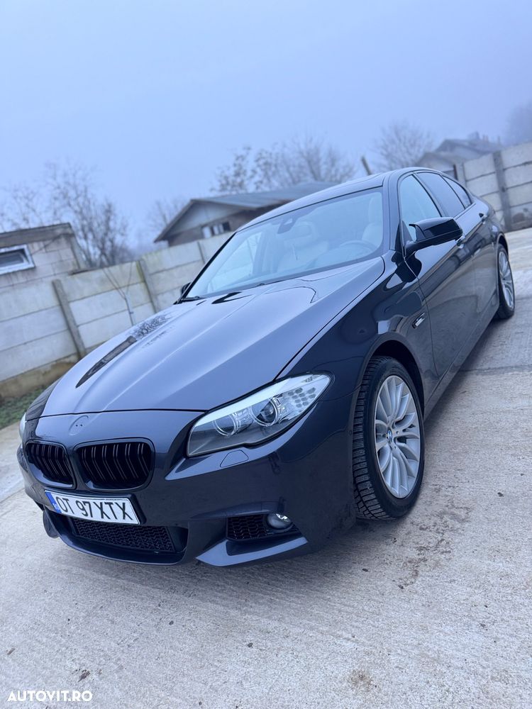BMW Seria 5 525d xDrive Sport-Aut. Luxury Line - 2