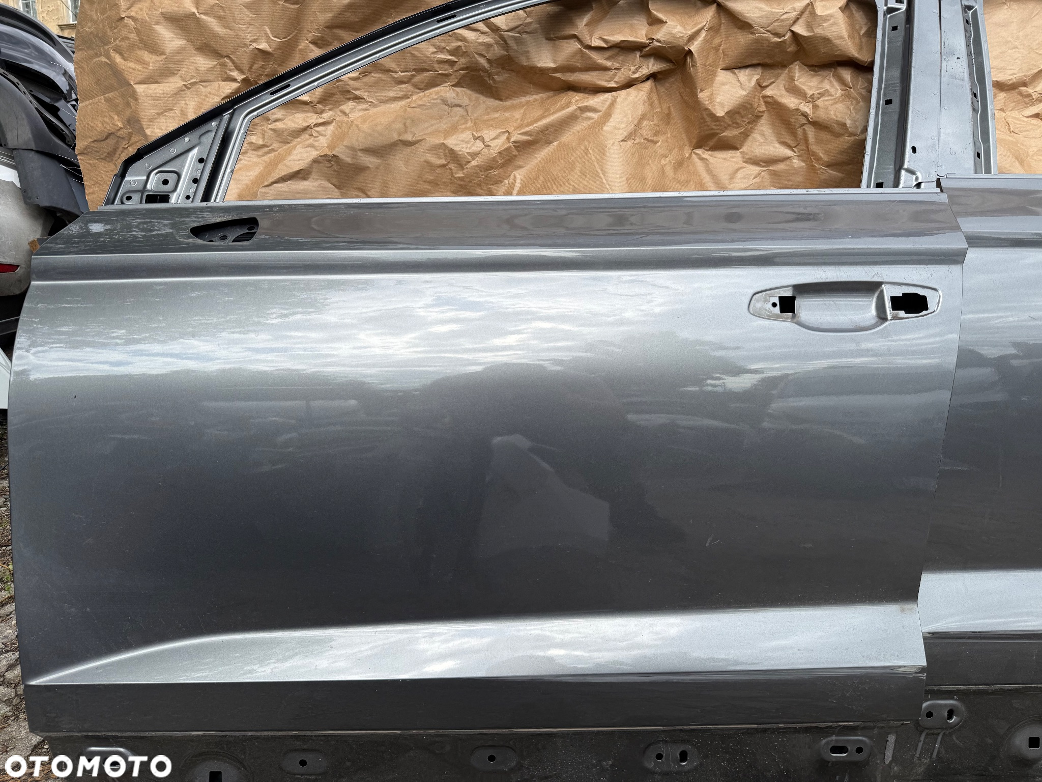 DRZWI LEWE PRZÓD LEWE TYŁ STRONA SEAT ATECA 575 SZARE STALOWE - 16