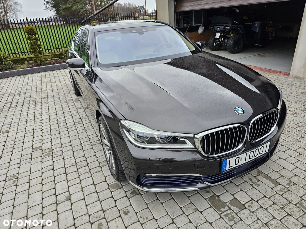 BMW Seria 7 750d xDrive - 19