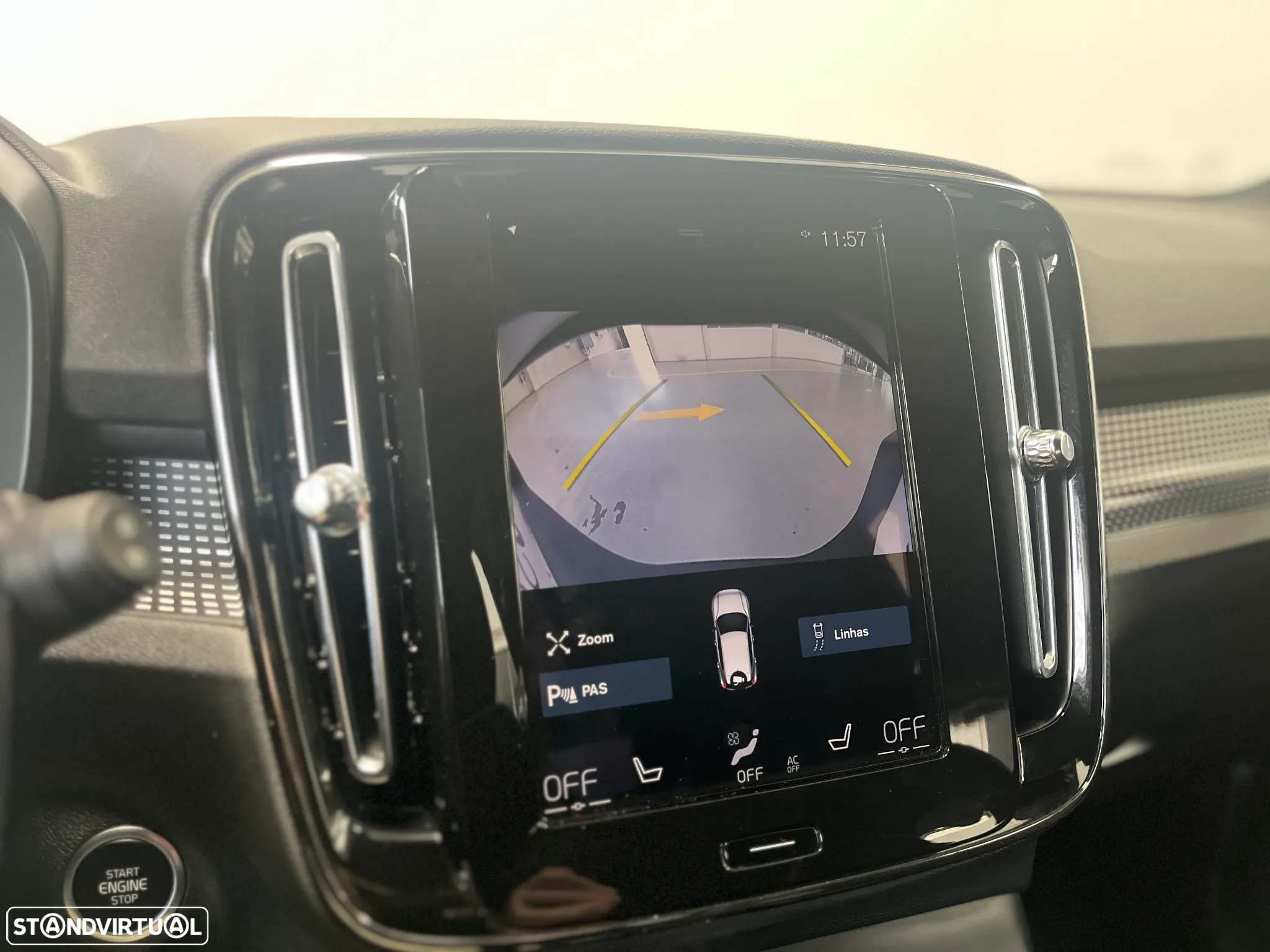 Volvo XC 40 1.5 T2 Plus Dark Auto - 37