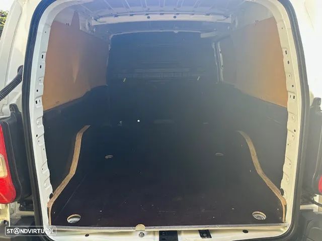 Peugeot PARTNER LONGA 3 LUGARES - 9