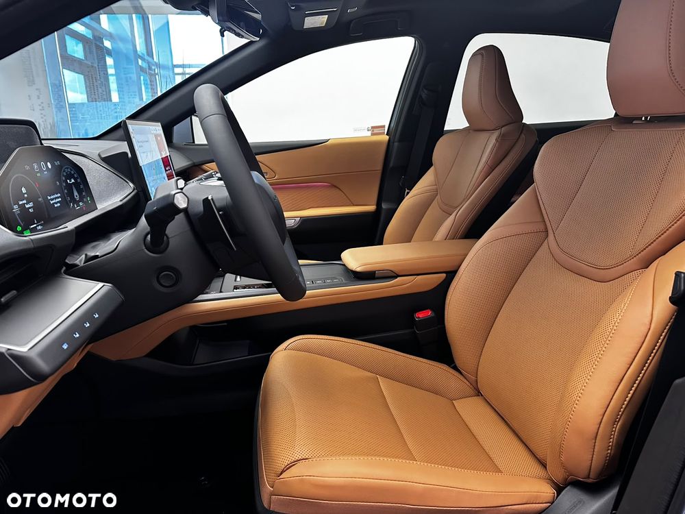 Lexus ES - 7