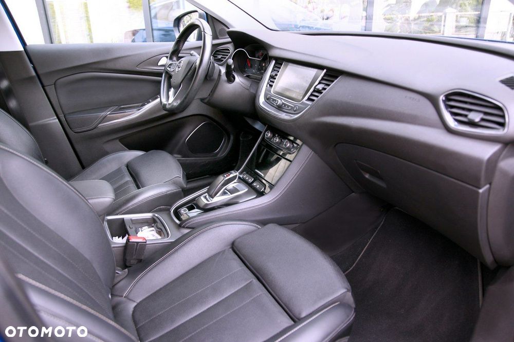 Opel Grandland X - 11