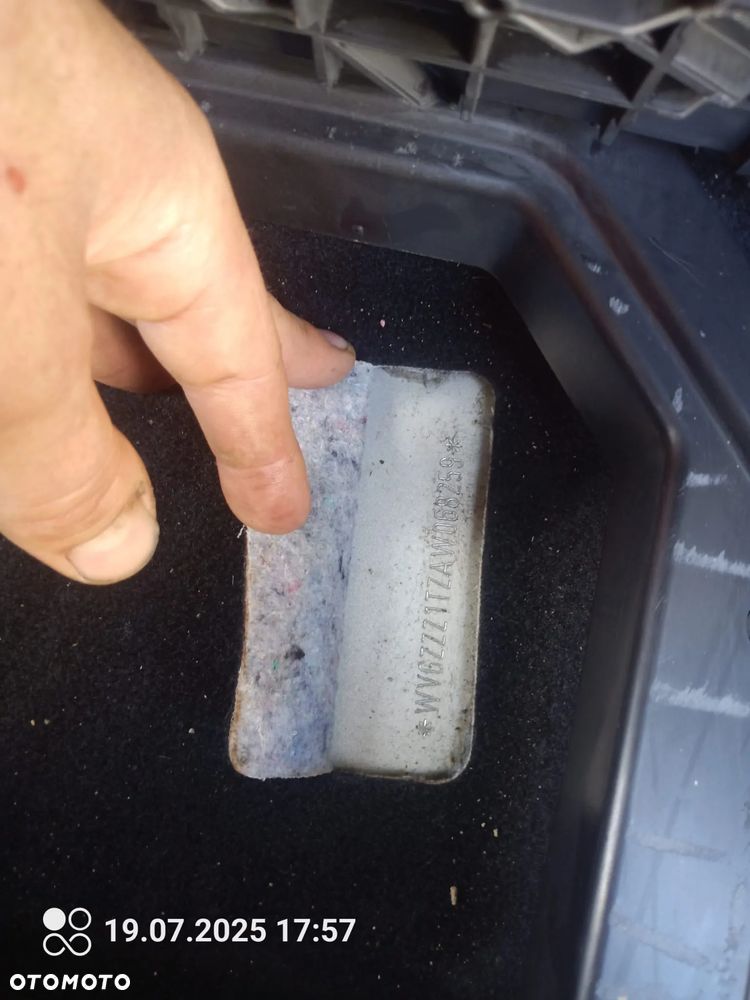 Volkswagen Touran 1.4 TSI Comfortline - 8