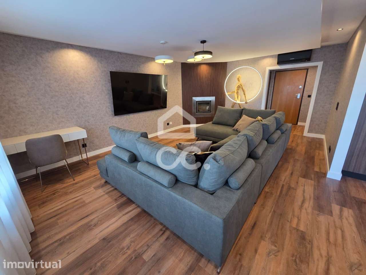 Apartamento T1 na Venda do Pinheiro com Garagem, Elevador e AC - Grande imagem: 4/34