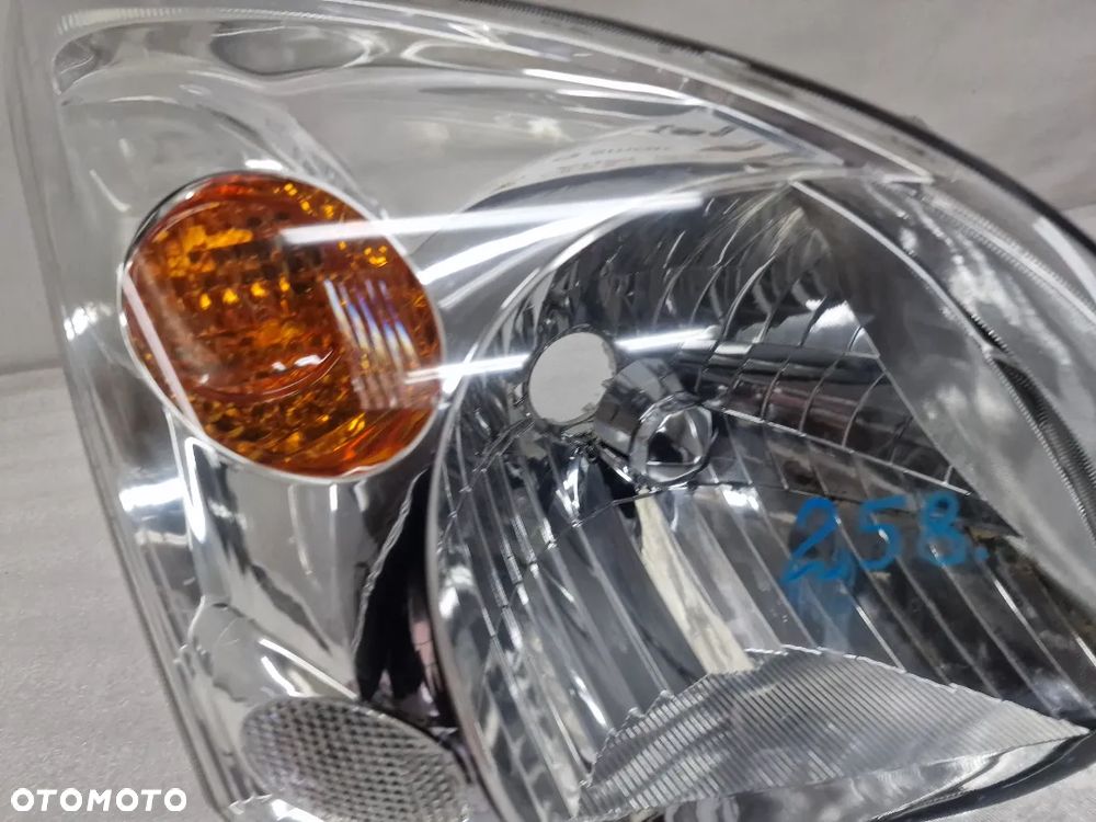 TOYOTA LAND CRUISER / LANDCRUISER 03-08 PRAWA LAMPA PRZEDNIA PRZÓD , NR KOITO 60-95 , NR AUKCJI LL258 - 4
