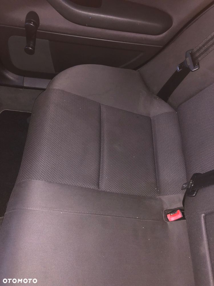 Audi A4 Limousine - 18