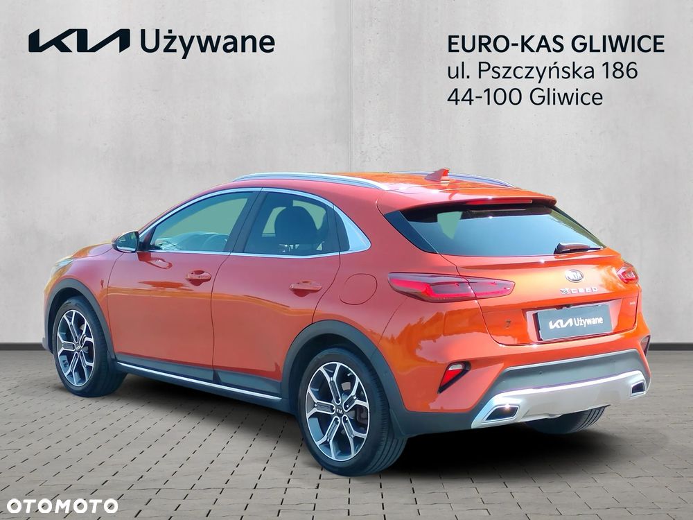 Kia XCeed 1.5 T-GDI L Business Line DCT - 4