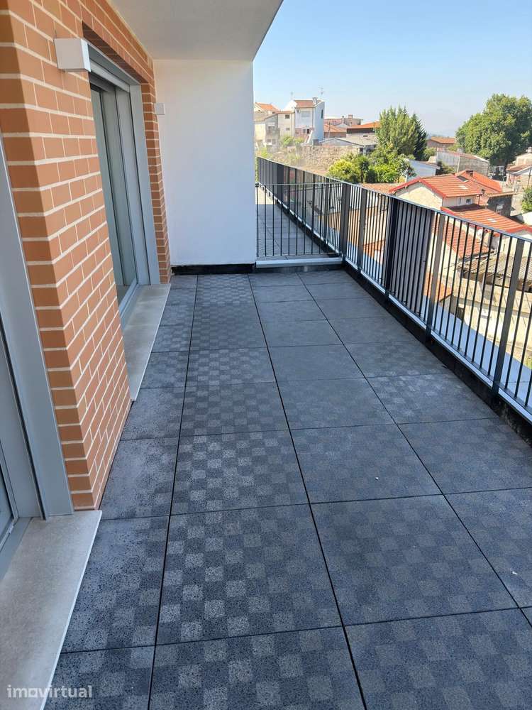 T1 novo  em Guimarães - Grande imagem: 3/38