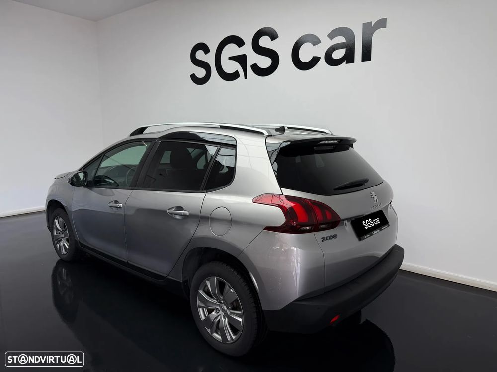 Peugeot 2008 1.2 PureTech Style - 3