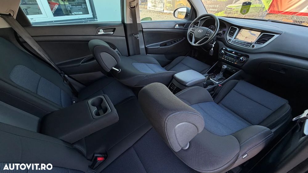 Hyundai Tucson 2.0 CRDI 4WD Automatik Style - 11