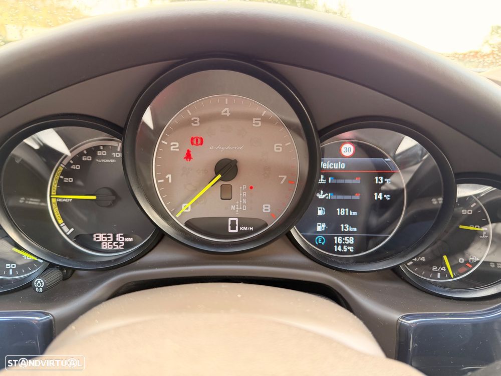 Porsche Panamera S Hybrid - 19